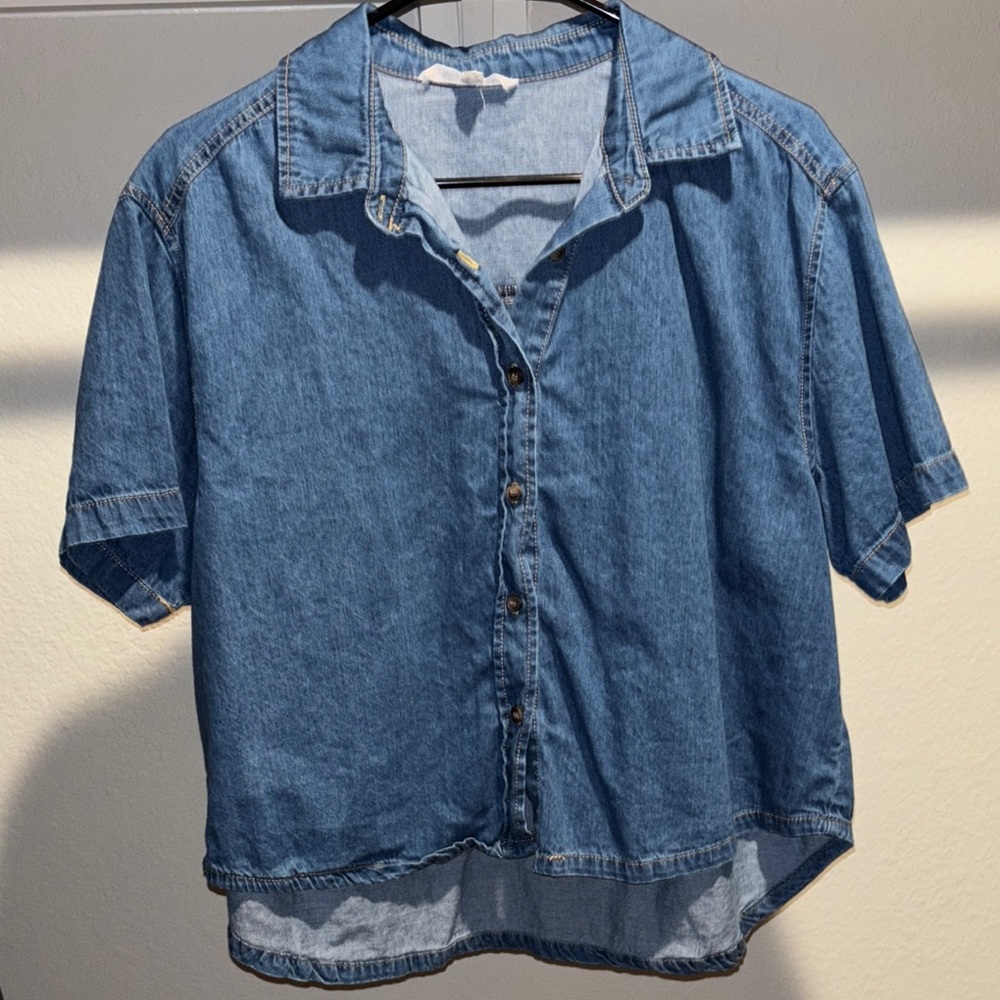Casual Blue Denim Button-Down Shirt